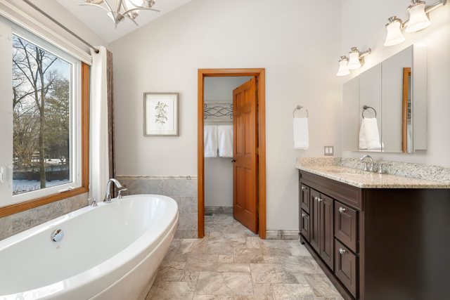 998 Plum Tree Road Fox River Grove, IL 60021 - Photo 39 of 52