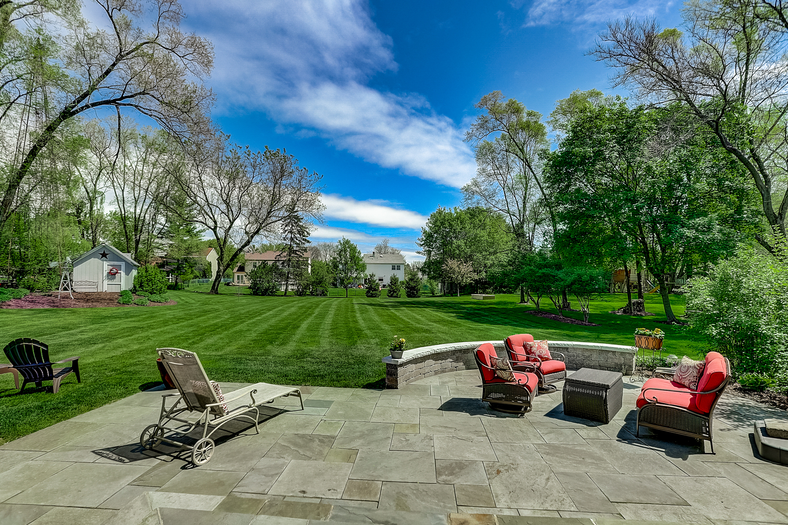 998 Plum Tree Road Fox River Grove, IL 60021 - Photo 10 of 52