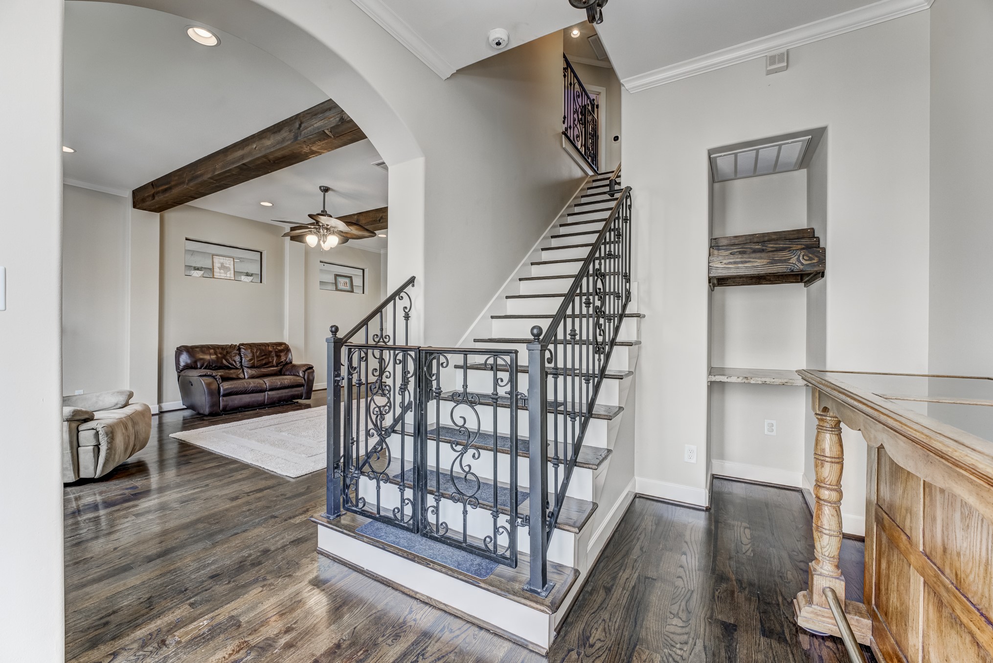 2308 Couch Street Houston, TX 77008 - Photo 25 of 50