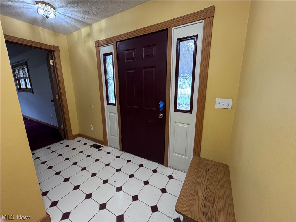12942 Ravenna Road Chardon, OH 44024 - Photo 15 of 45