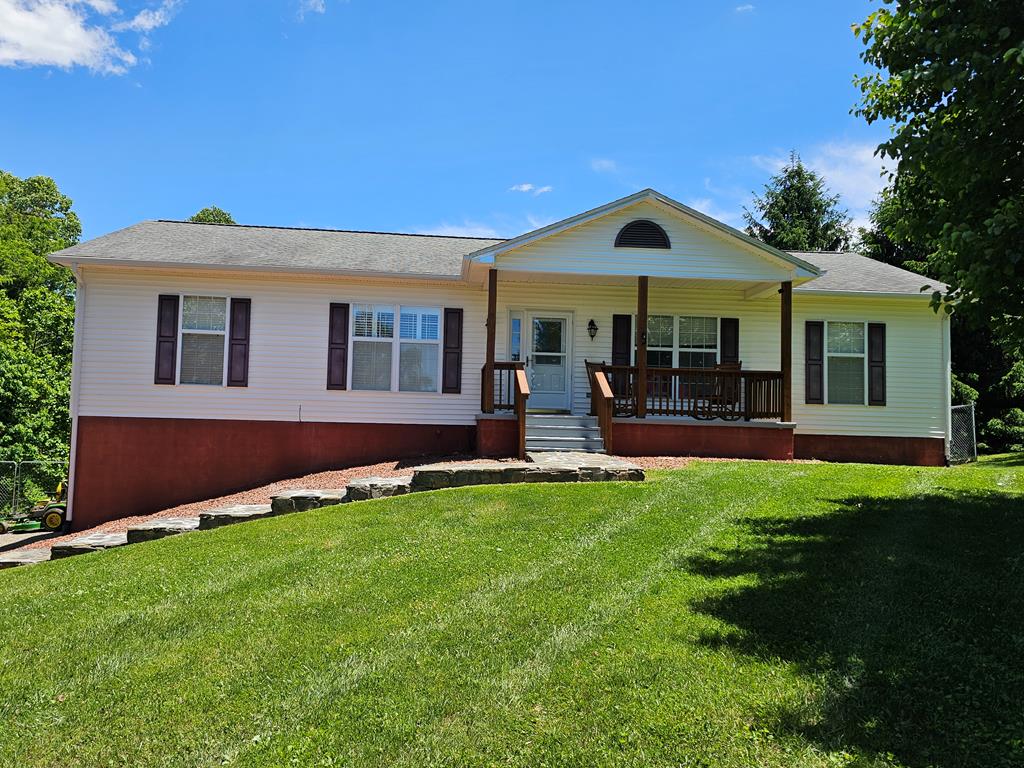 145 Cedar Point Galax, VA 24333 - Photo 1 of 26 Gallery Image 1