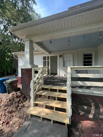 $900 | 2501 Pickett Road, Unit 5, Durham, NC 27705