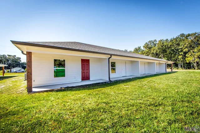 $118,000 | 1300 Lafourche Drive, Unit 203, Thibodaux, LA 70301