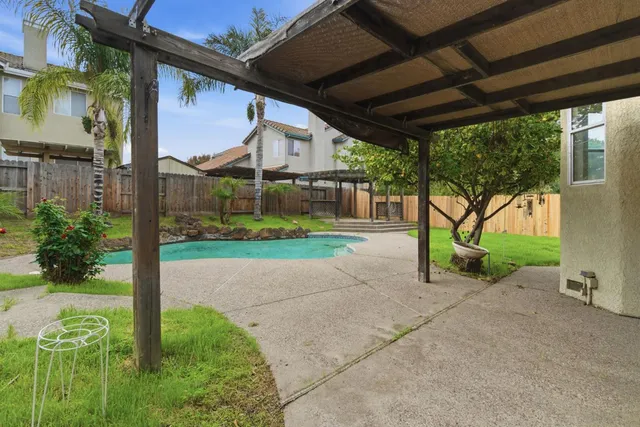 $699,000 | 1460 Cornucopia Place, Tracy, CA 95377