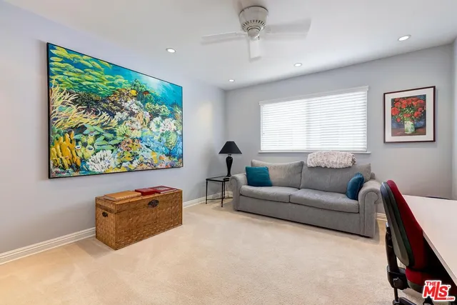 $950,000 | 17171 Palisades Circle, Pacific Palisades, CA 90272