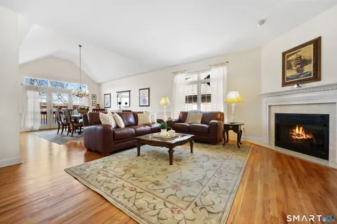 $725,000 | 55 Spice Bush Lane, Unit 55, Milford, CT 06461