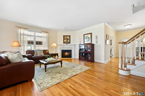 $725,000 | 55 Spice Bush Lane, Unit 55, Milford, CT 06461