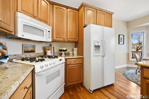 $725,000 | 55 Spice Bush Lane, Unit 55, Milford, CT 06461