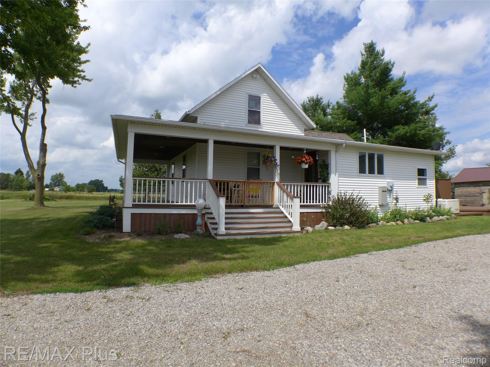2866 Dodge Road Cass City, MI 48726 - Photo 1 of 43 P1050038.JPG
