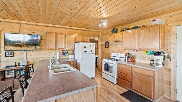 $625,000 | 51750 Quaker Mountain Circle North, Hayden, CO 81639