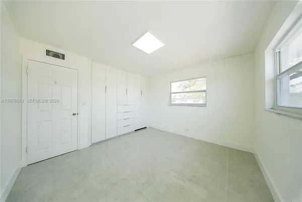 $260,000 | 2458 Polk Street, Unit 201, Hollywood, FL 33020