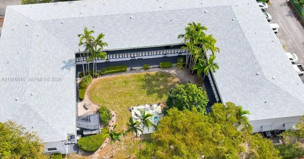 $260,000 | 2458 Polk Street, Unit 201, Hollywood, FL 33020