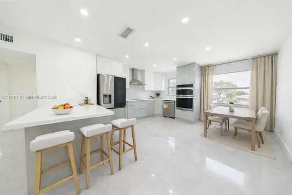 $260,000 | 2458 Polk Street, Unit 201, Hollywood, FL 33020