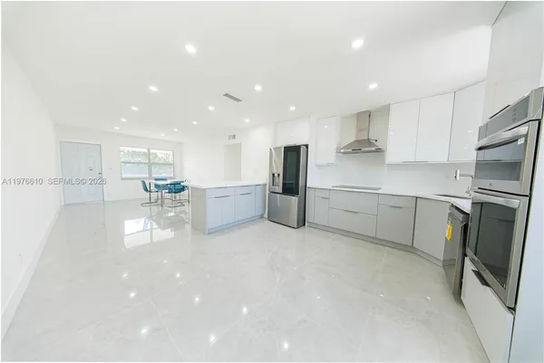 $260,000 | 2458 Polk Street, Unit 201, Hollywood, FL 33020
