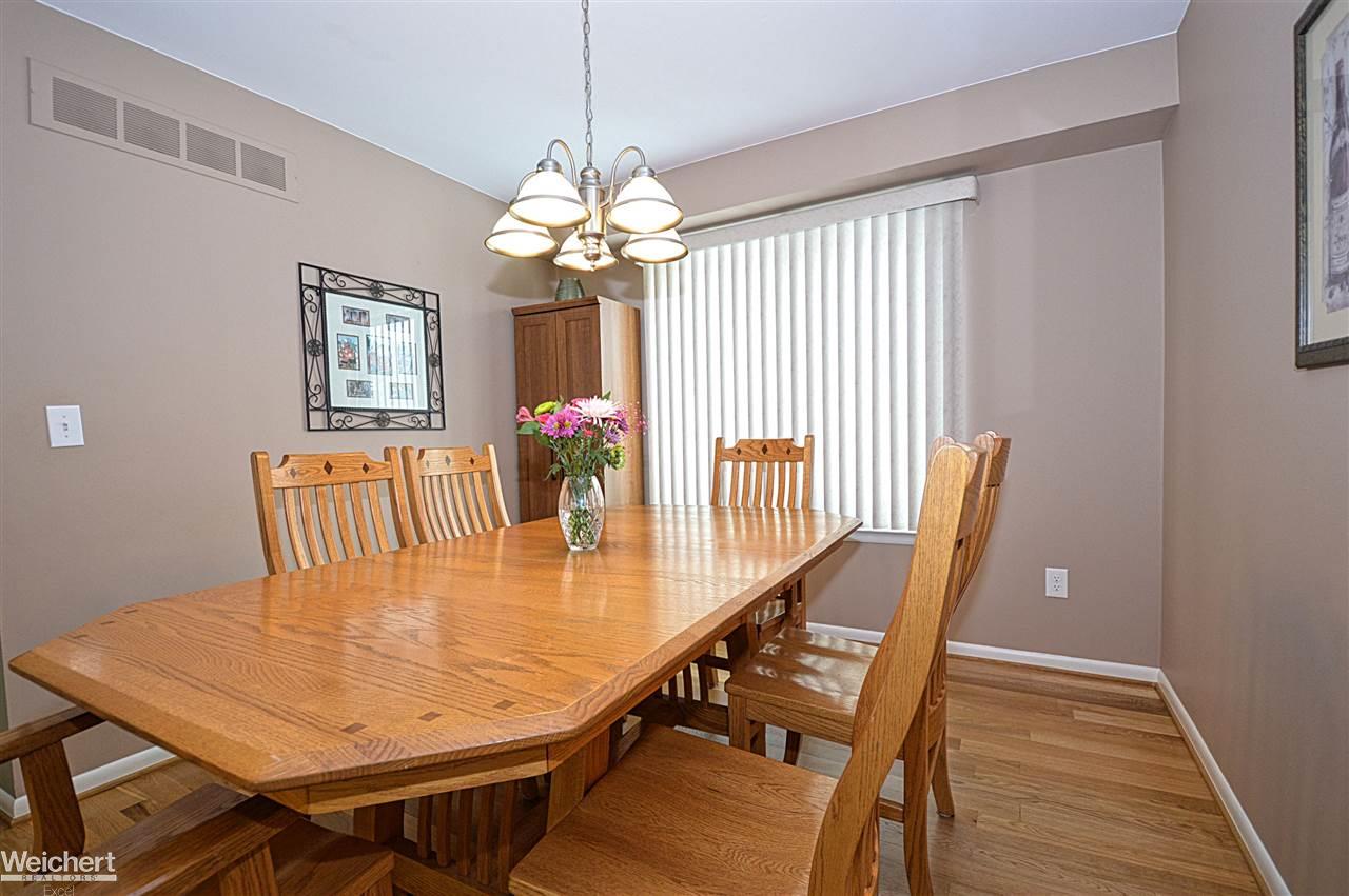 105 Arlington Drive Rochester, MI 48307 - Photo 14 of 68 31311941-13.JPG