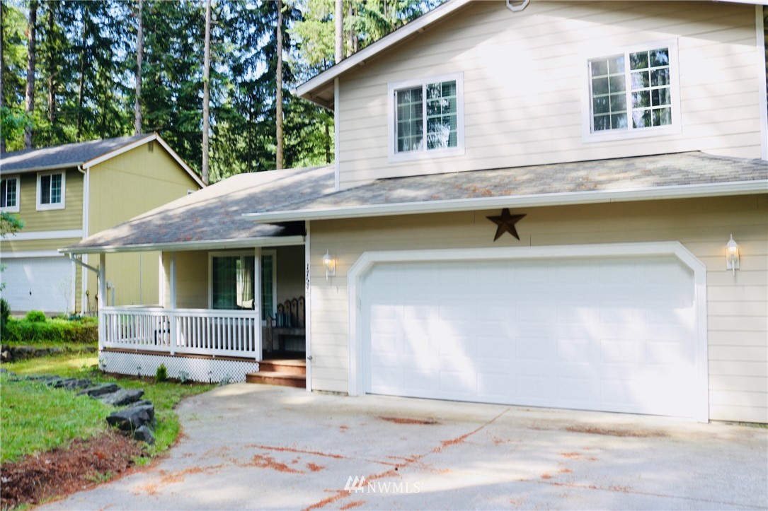 17549 Loop Lane Southeast Yelm, WA 98597 - Photo 2 of 25