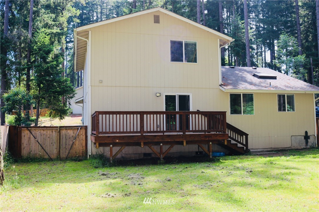 17549 Loop Lane Southeast Yelm, WA 98597 - Photo 22 of 25