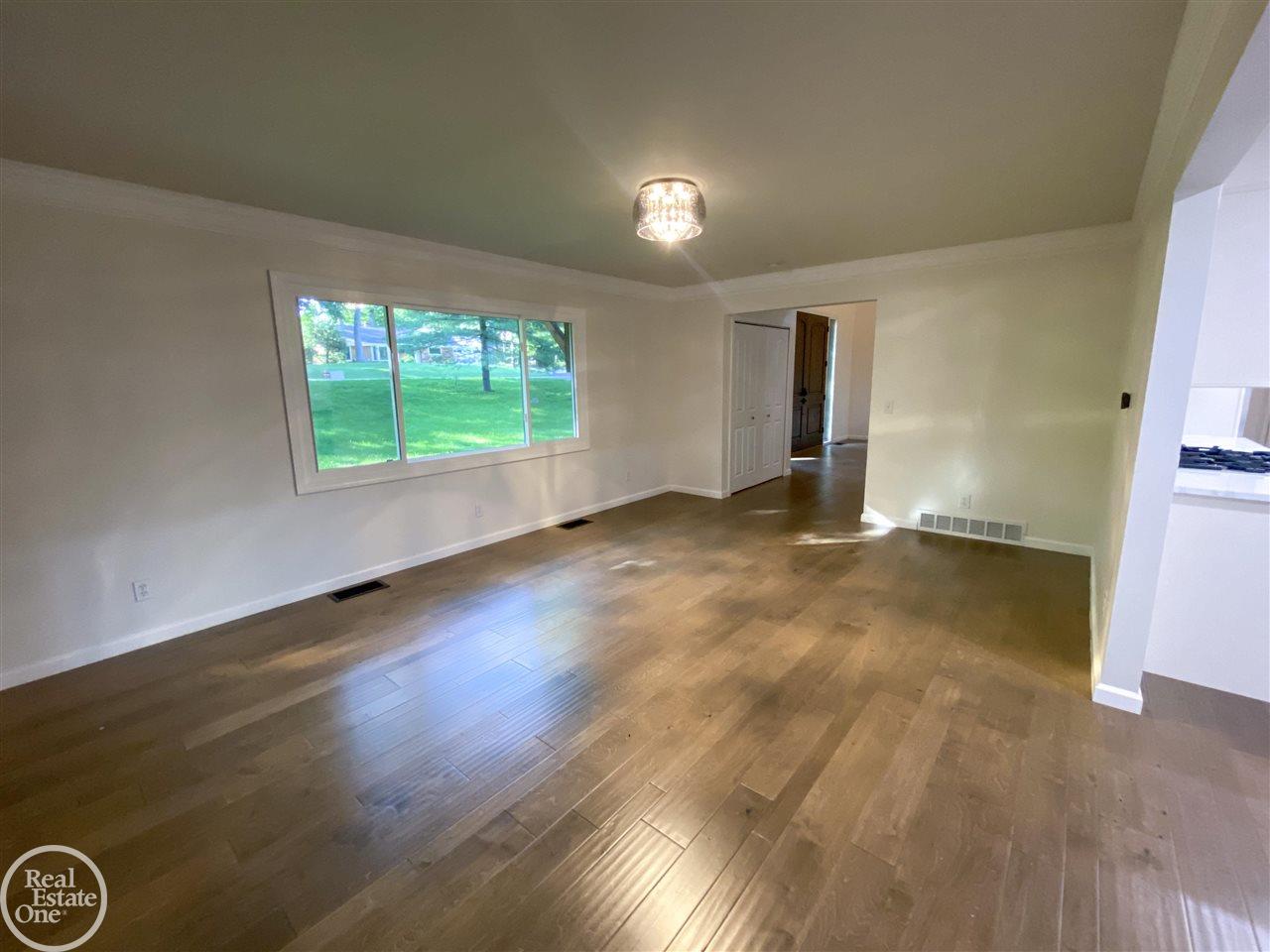 1501 Rochingham Drive Rochester Hills, MI 48309 - Photo 26 of 59