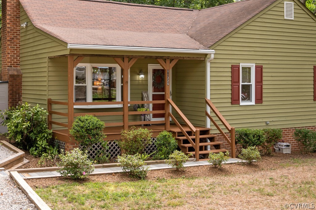 11325 Eagle Point Road Chester, VA 23831 - Photo 2 of 29