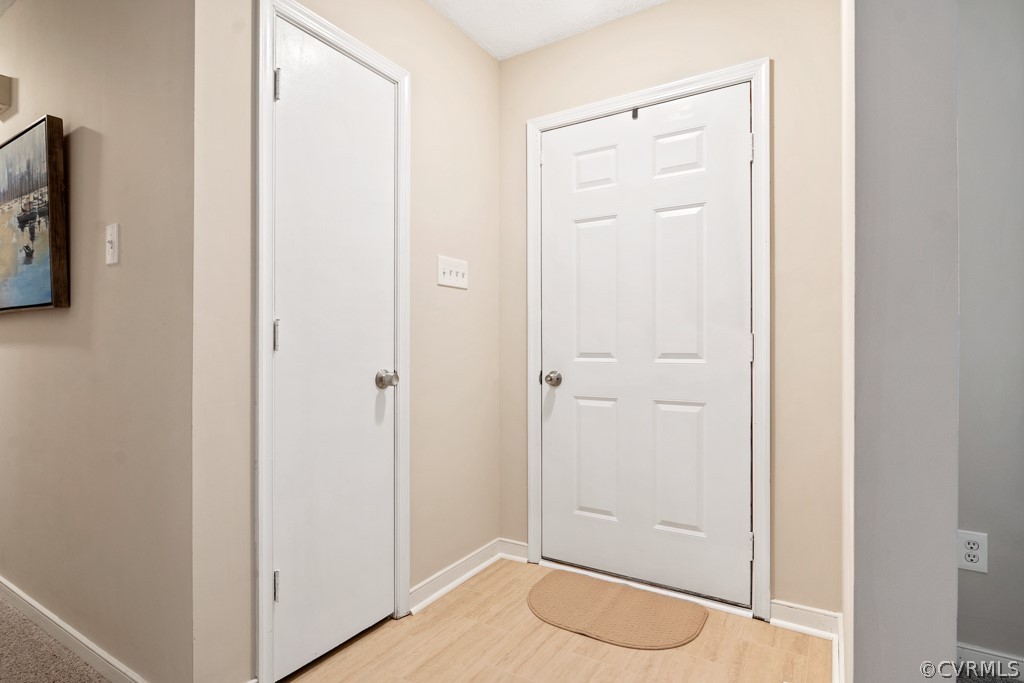 11325 Eagle Point Road Chester, VA 23831 - Photo 4 of 29