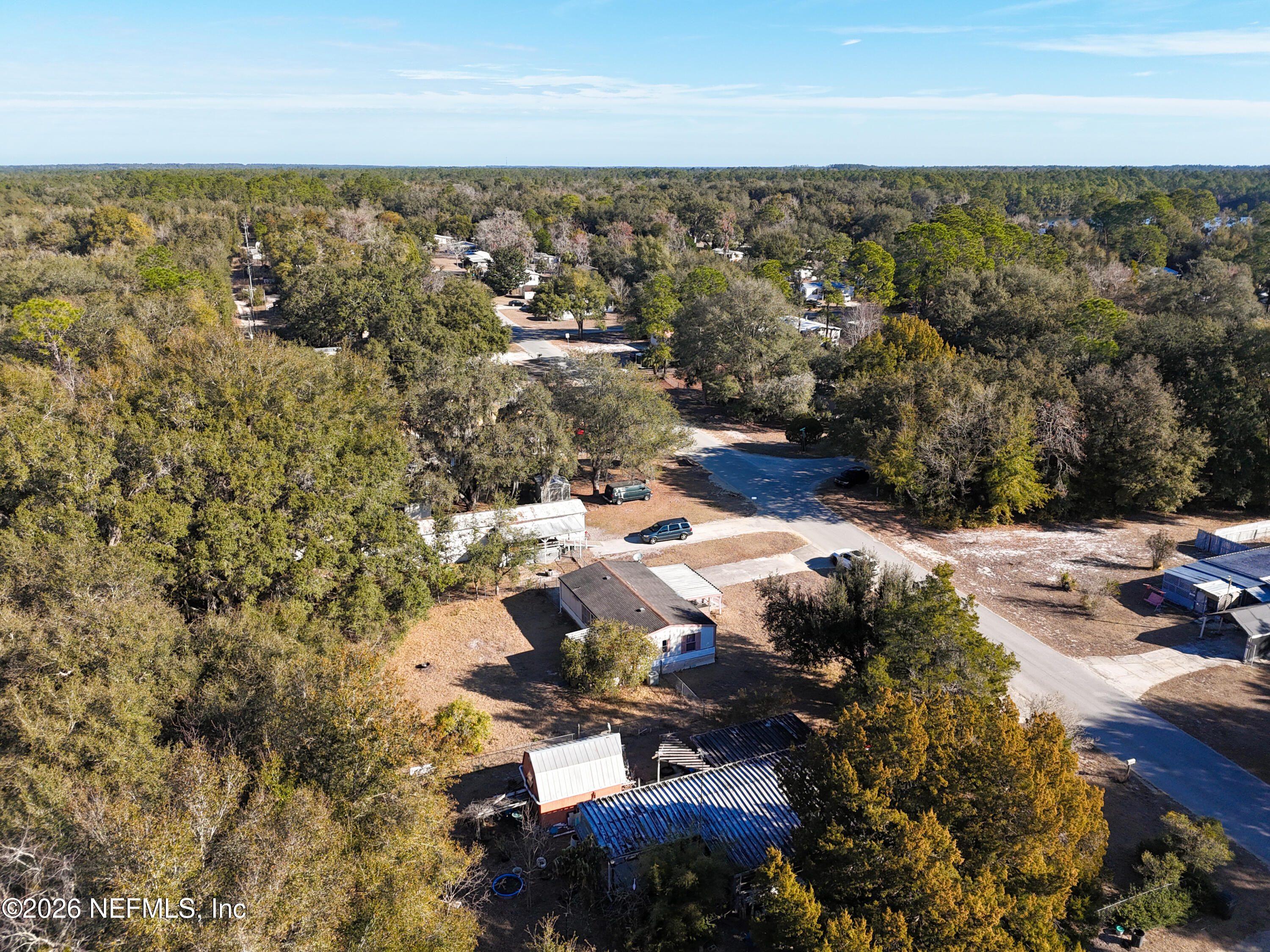 133 Reaves Avenue Interlachen, FL 32148 - Photo 35 of 38 view of city and mountain