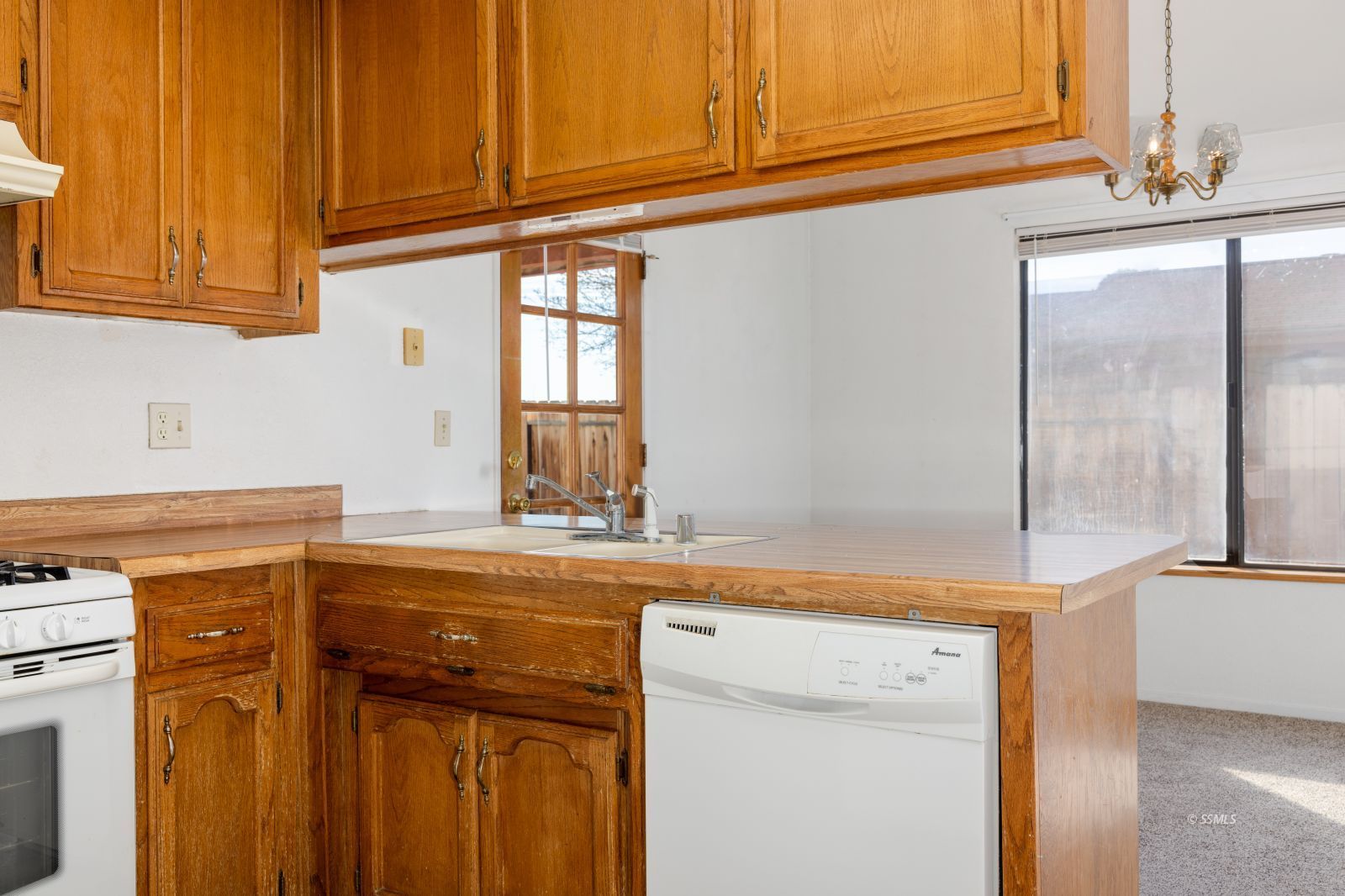 803 White Oak Drive Ridgecrest, CA 93555 - Photo 11 of 25 Gallery Image 11