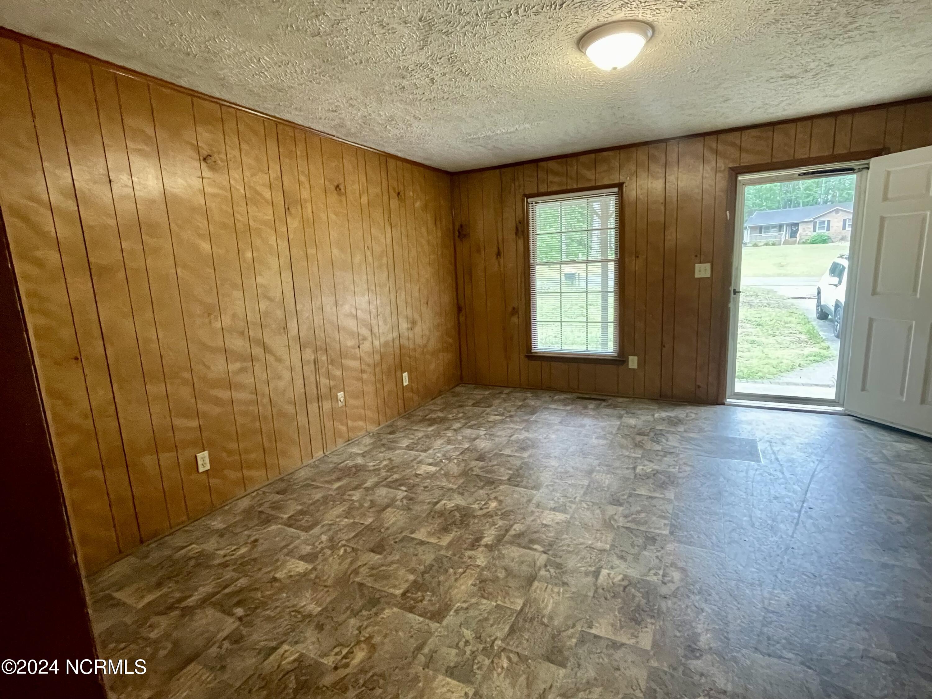 132 Deerfield Road Rockingham, NC 28379 - Photo 4 of 7 IMG_5765