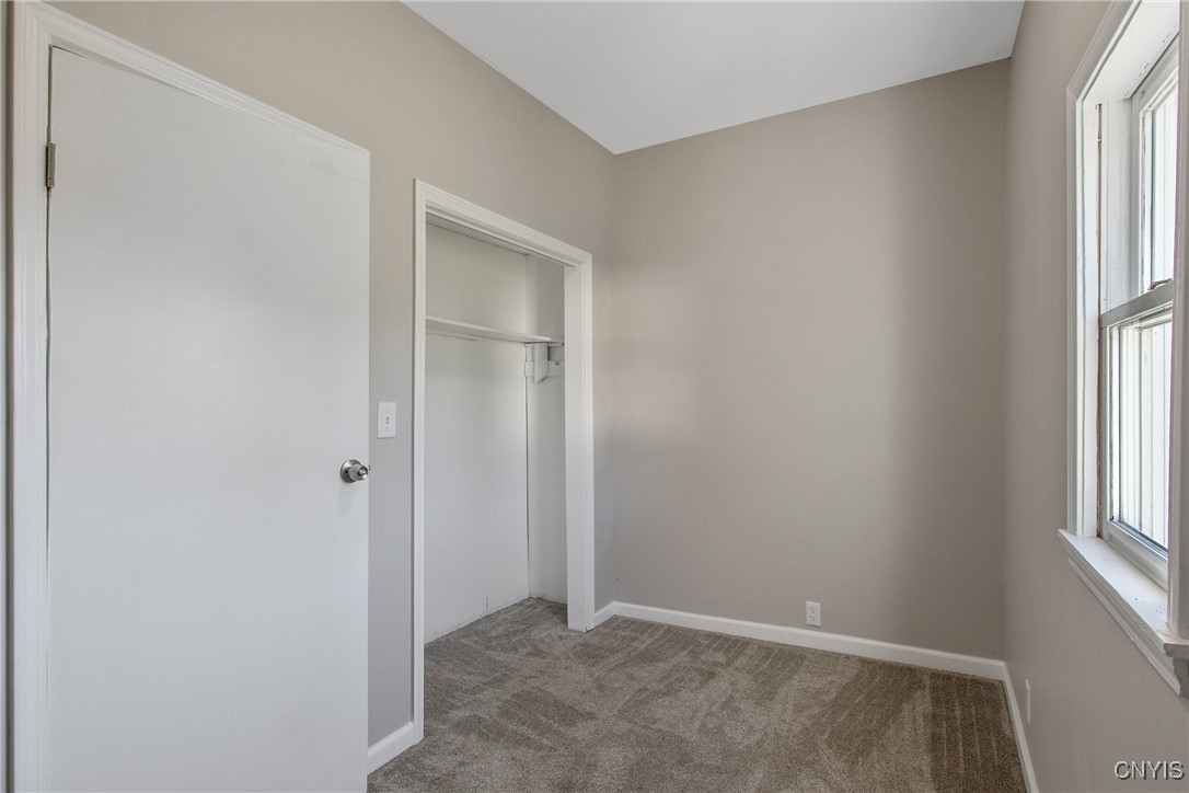 214 Rowland Street Syracuse, NY 13204 - Photo 20 of 45 First Floor