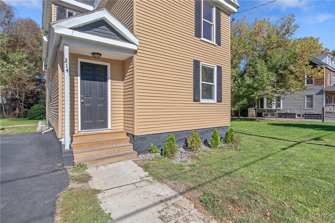 214 Rowland Street Syracuse, NY 13204 - Photo 40 of 45 Front Entrance