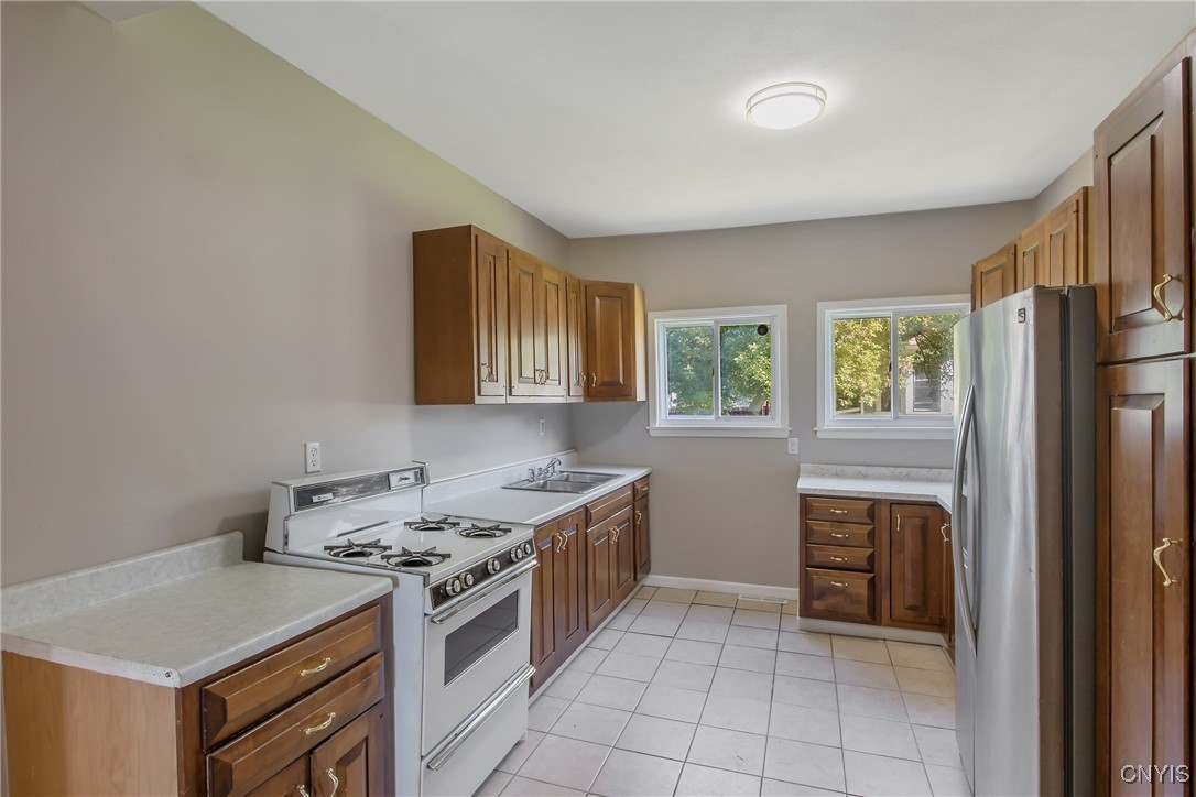 214 Rowland Street Syracuse, NY 13204 - Photo 6 of 45 First Floor Kitchen