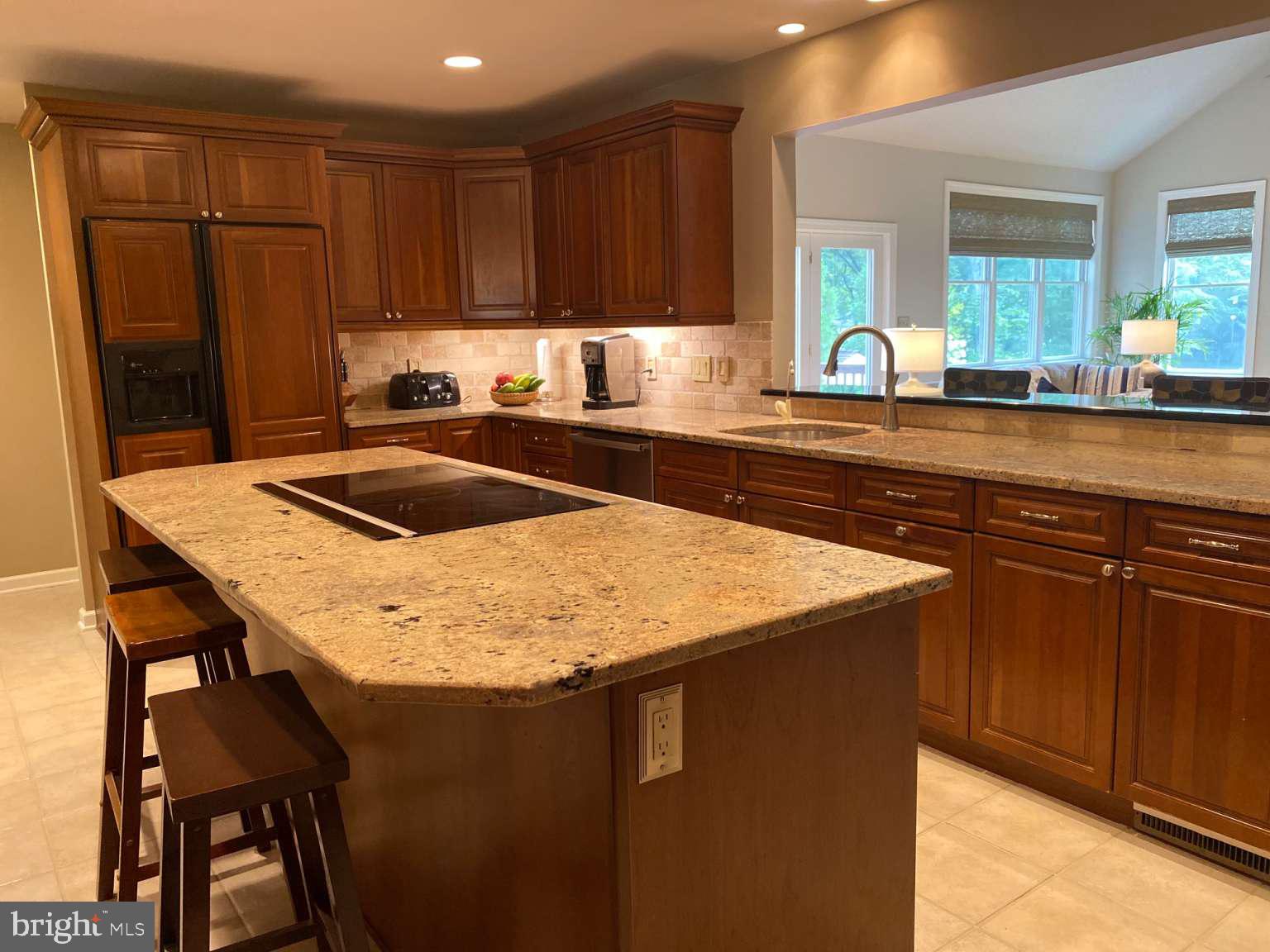 219 Hansell Road Newtown Square, PA 19073 - Photo 11 of 47