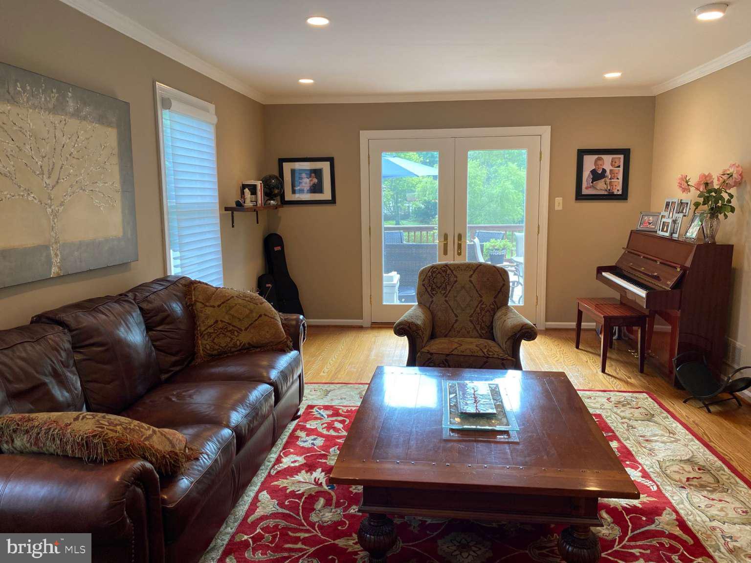 219 Hansell Road Newtown Square, PA 19073 - Photo 4 of 47