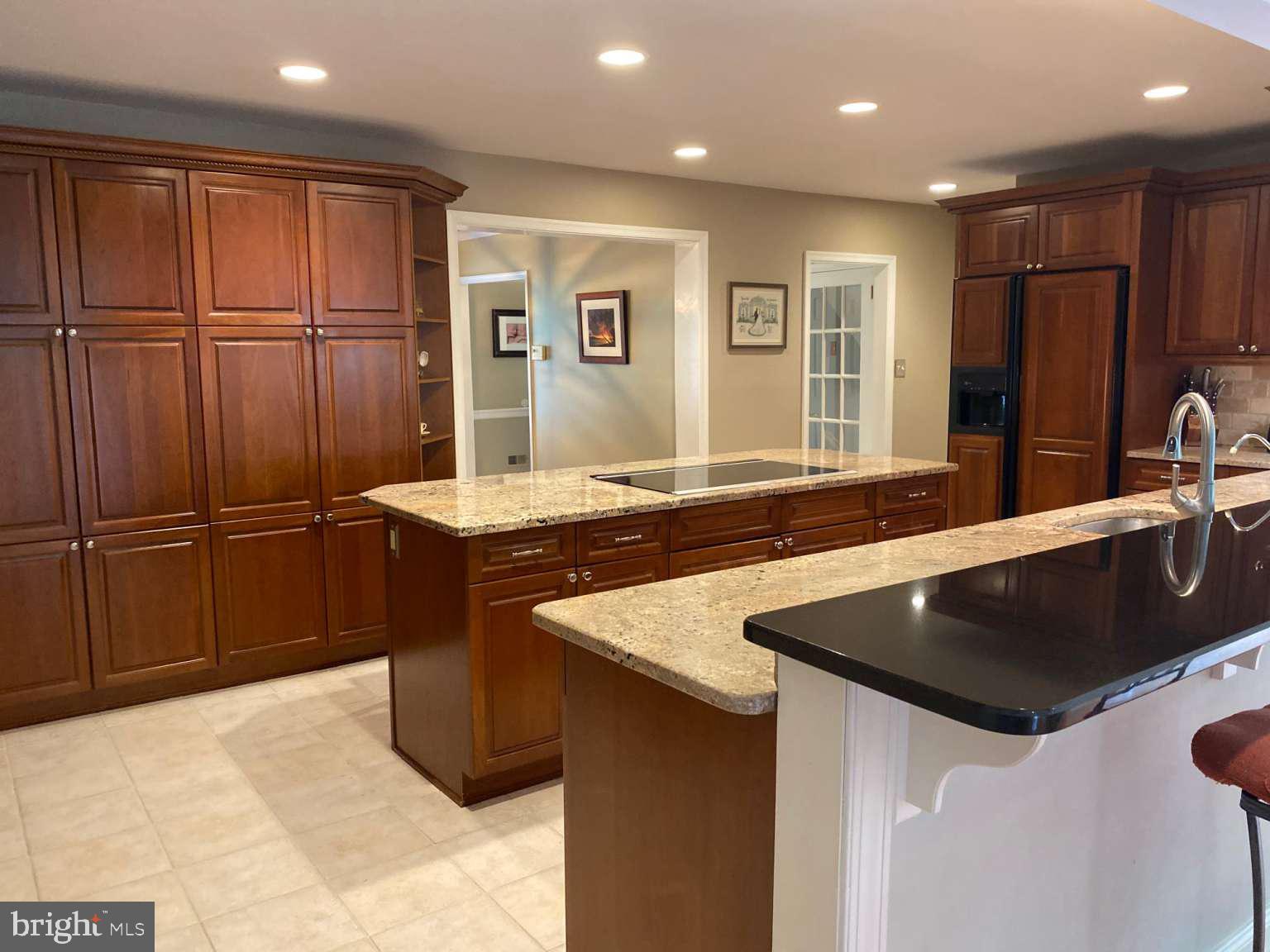 219 Hansell Road Newtown Square, PA 19073 - Photo 8 of 47