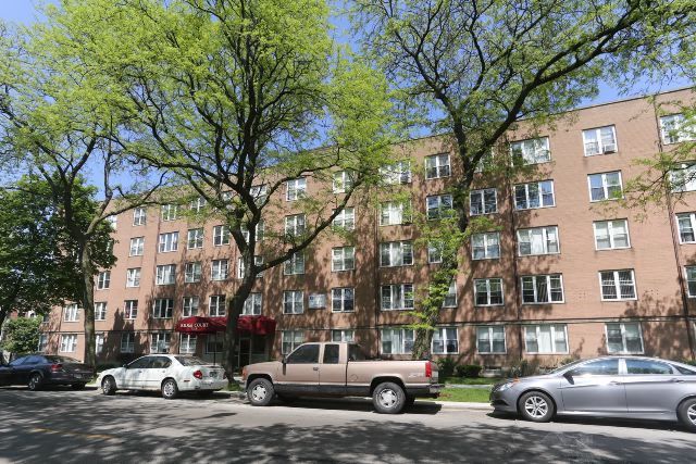 7333 North Ridge Boulevard, Unit 404 Chicago, IL 60645 - Photo 2 of 2