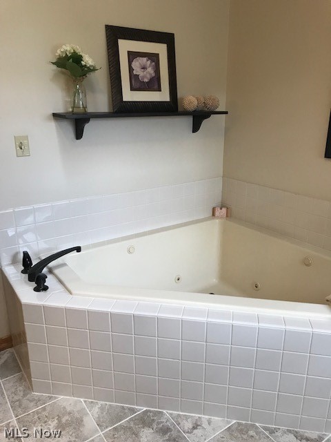 2336 Hunters Ridge Youngstown, OH 44512 - Photo 19 of 29 Gallery Image 19