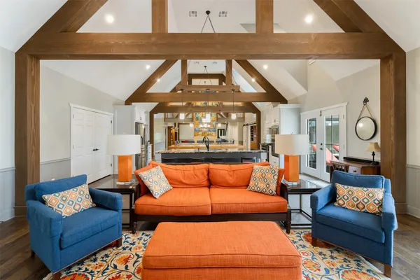 $2,495,000 | 17042 Highway 21, Grapeland, TX 75844