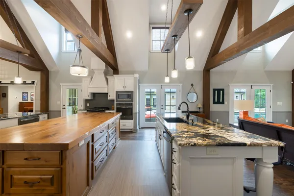 $2,495,000 | 17042 Highway 21, Grapeland, TX 75844