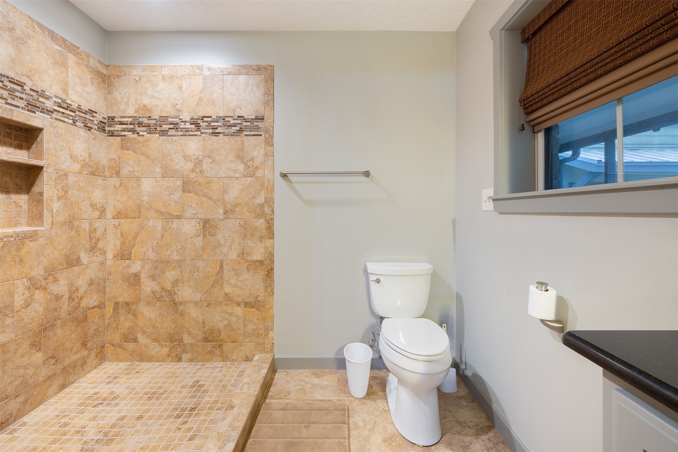 17042 Highway 21 Grapeland, TX 75844 - Photo 17 of 47