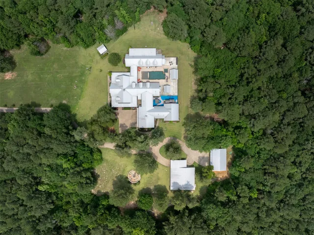 $2,495,000 | 17042 Highway 21, Grapeland, TX 75844