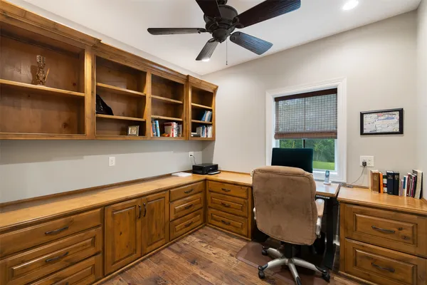 $2,495,000 | 17042 Highway 21, Grapeland, TX 75844