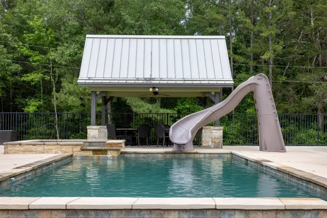 $2,495,000 | 17042 Highway 21, Grapeland, TX 75844