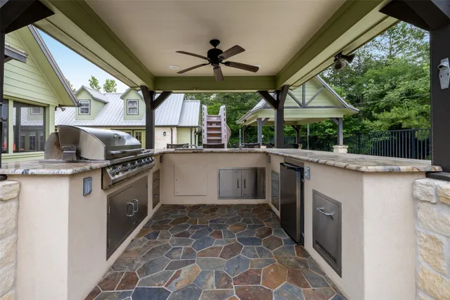 $2,495,000 | 17042 Highway 21, Grapeland, TX 75844