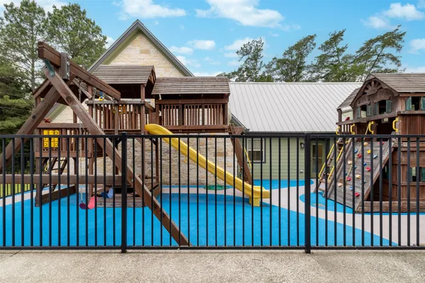 $2,495,000 | 17042 Highway 21, Grapeland, TX 75844
