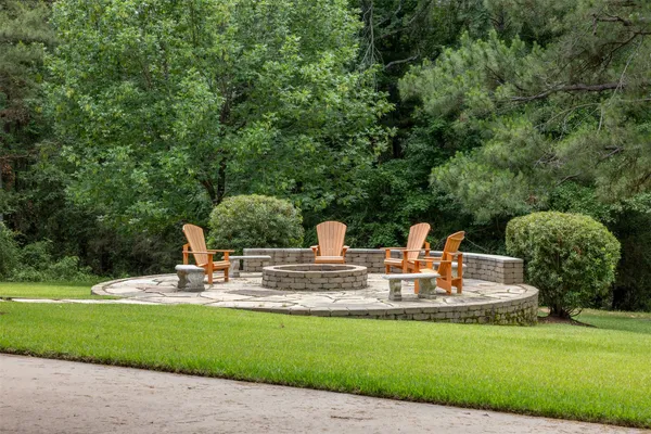 $2,495,000 | 17042 Highway 21, Grapeland, TX 75844