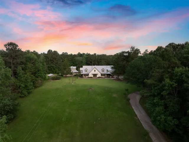 $2,495,000 | 17042 Highway 21, Grapeland, TX 75844