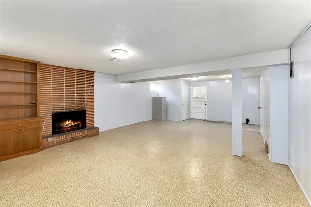 $249,500 | 1110 West 24TH Street South, Independence, MO 64052