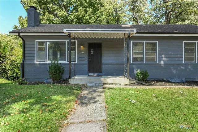 $249,500 | 1110 West 24TH Street South, Independence, MO 64052