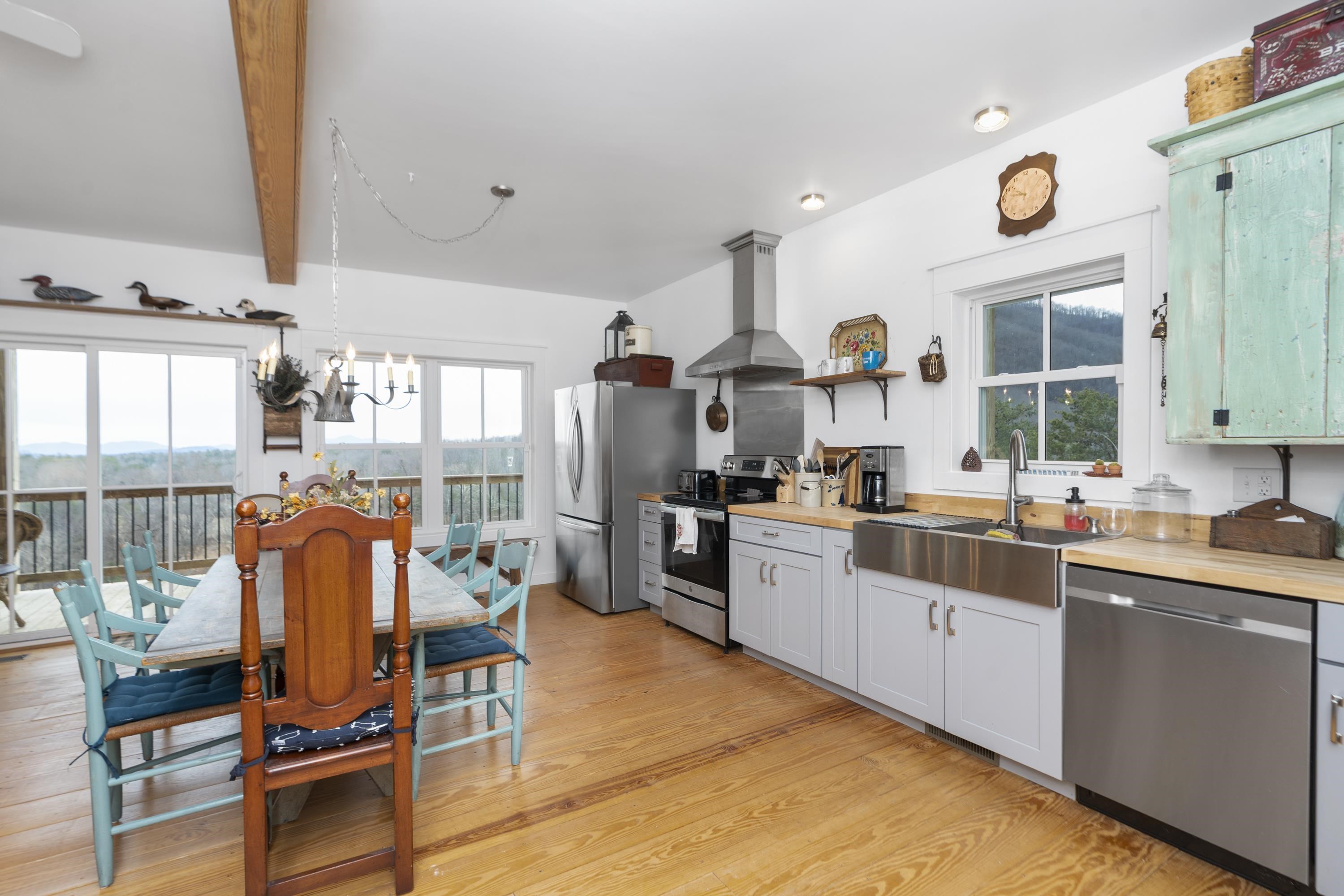 516 Slapp Creek Road Amherst, VA 24521 - Photo 10 of 75