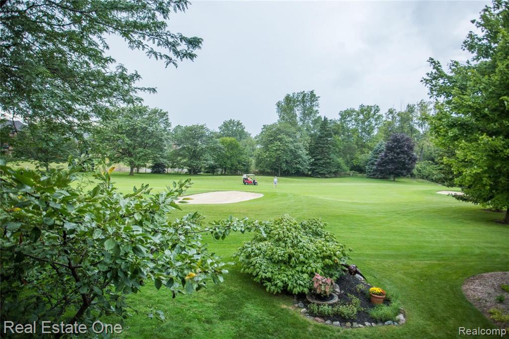 673 Augusta Drive Rochester Hills, MI 48309 - Photo 33 of 36