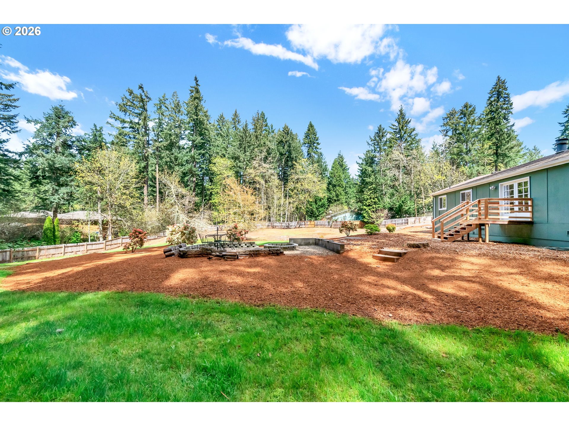 88020 Keola Court Springfield, OR 97478 - Photo 36 of 48 a view of a yard with a house